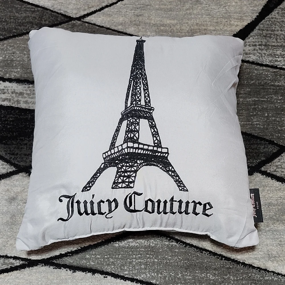 JUICY COUTURE EMBROIDERED EIFFEL TOWER 